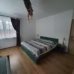 Apartment Apartmanovy Dom Adas Prosiek