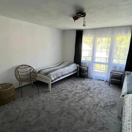 Apartmanovy Dom Adas