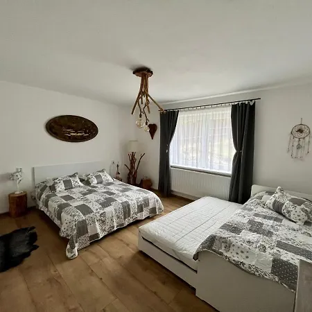 Apartmanovy Dom Adas *