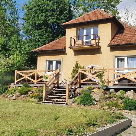 Apartmanovy Dom Adas