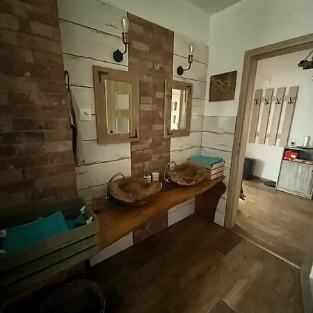 Apartmanovy Dom Adas * Prosiek