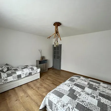 Apartmanovy Dom Adas * Prosiek