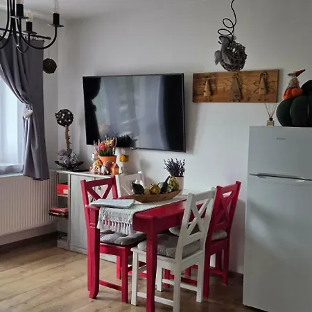 Apartmanovy Dom Adas